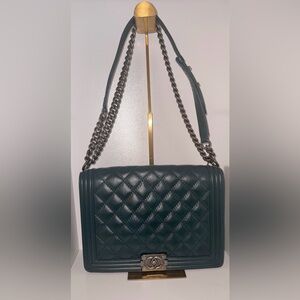 CHANEL Caviar Quilted Large Boy Flap Black in Rare Emerald Green